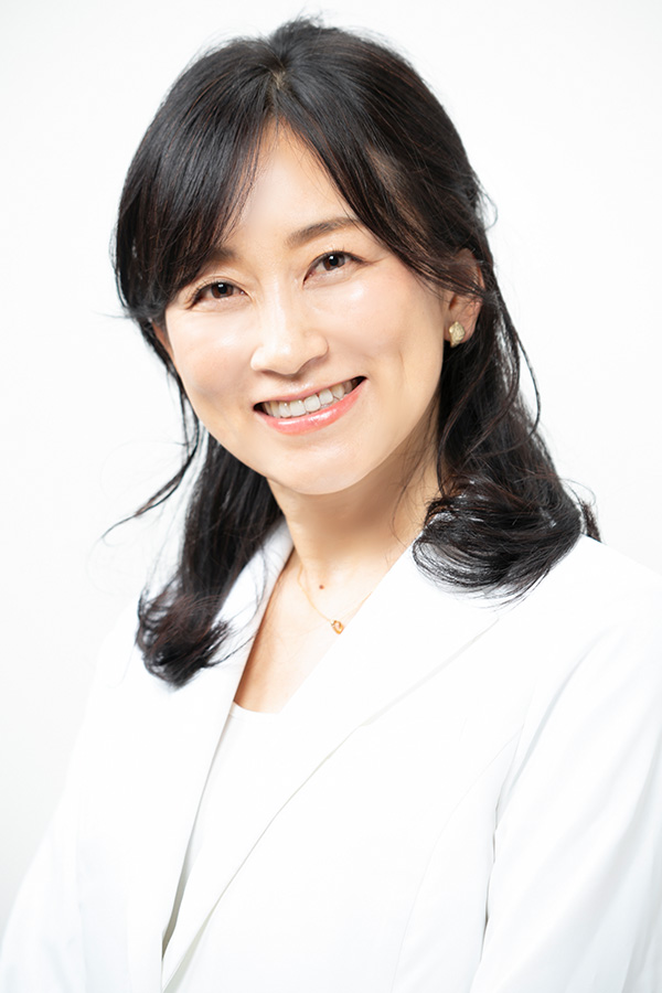 産婦人科医　眞鍋てるみ